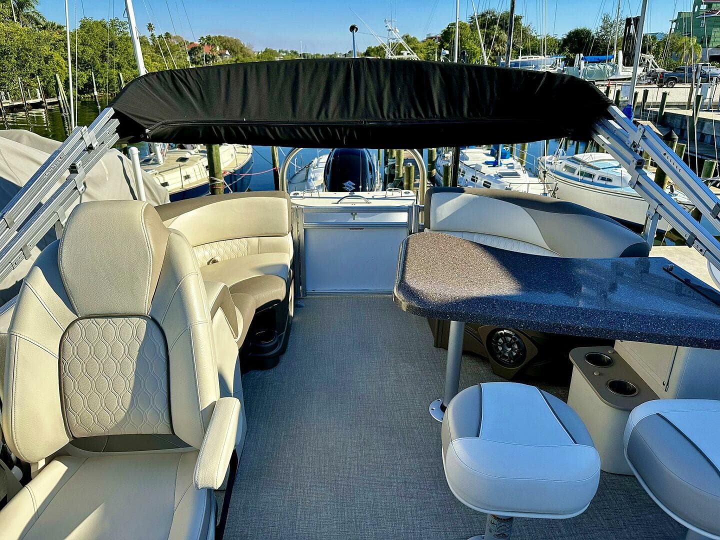 2022 Tahoe Ltz 2285 Ent Tritoon — photo 43