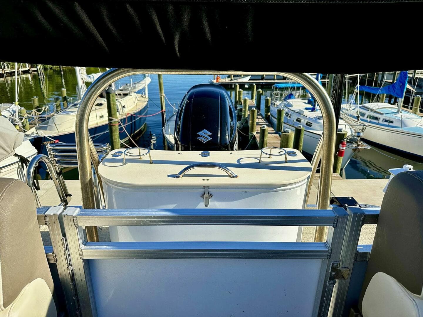 2022 Tahoe Ltz 2285 Ent Tritoon — photo 41