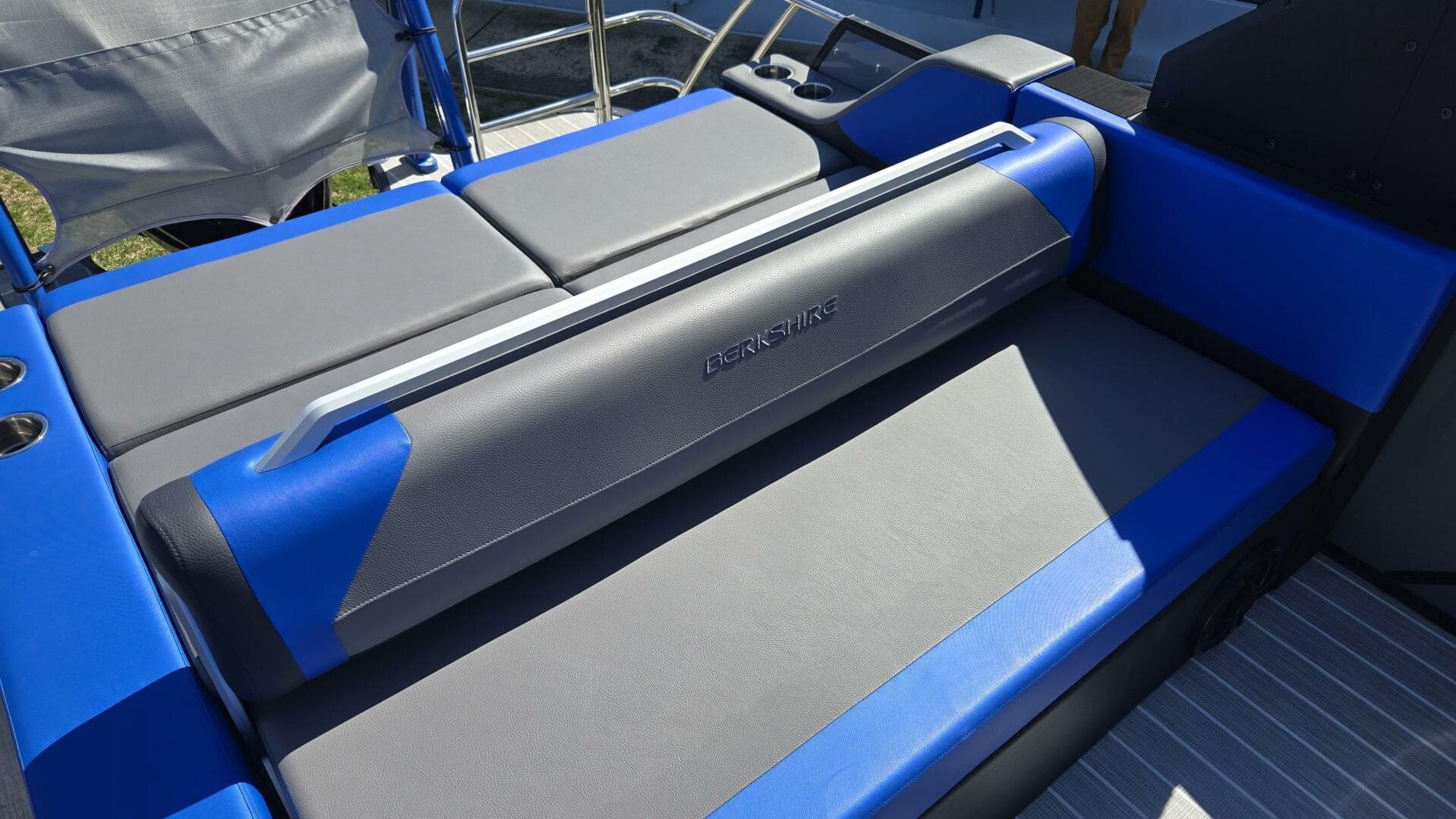 2023 Berkshire 25 Ul Sts 3.0 Plus — photo 12