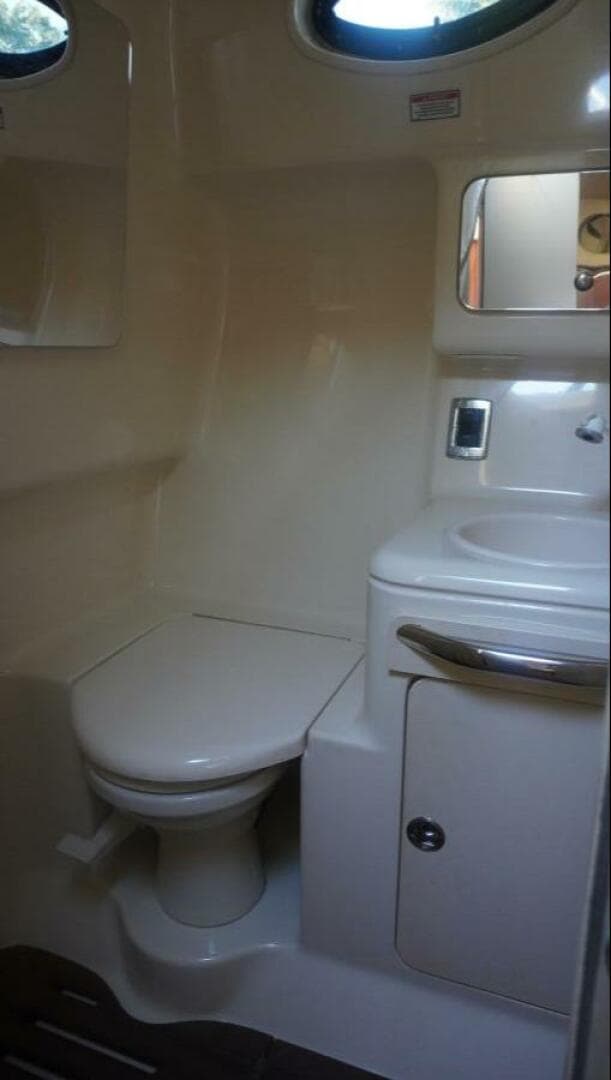 2002 Sea Ray 340 Amberjack — photo 40