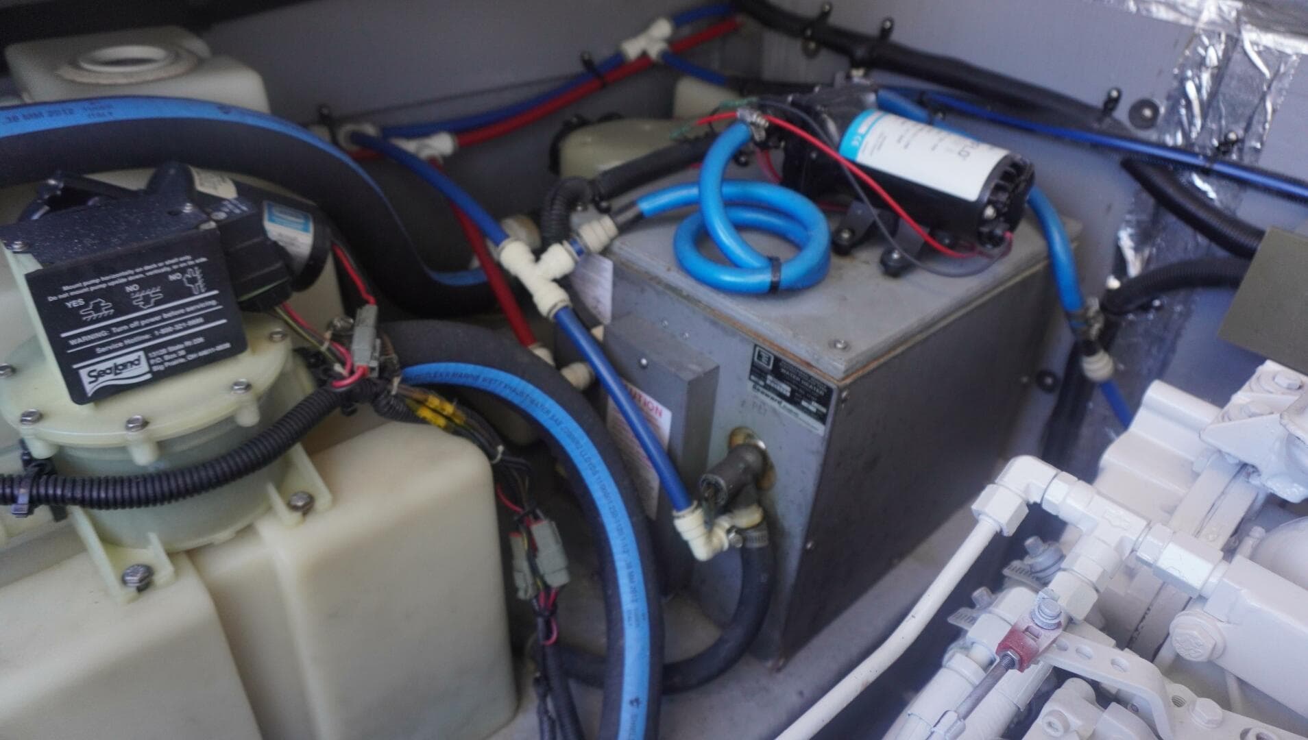 2002 Sea Ray 340 Amberjack — photo 47