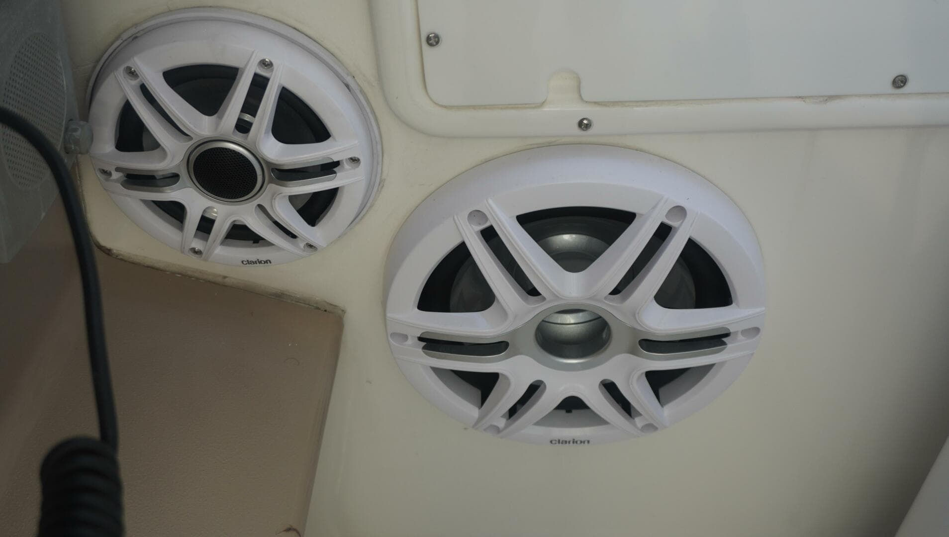 2002 Sea Ray 340 Amberjack — photo 33