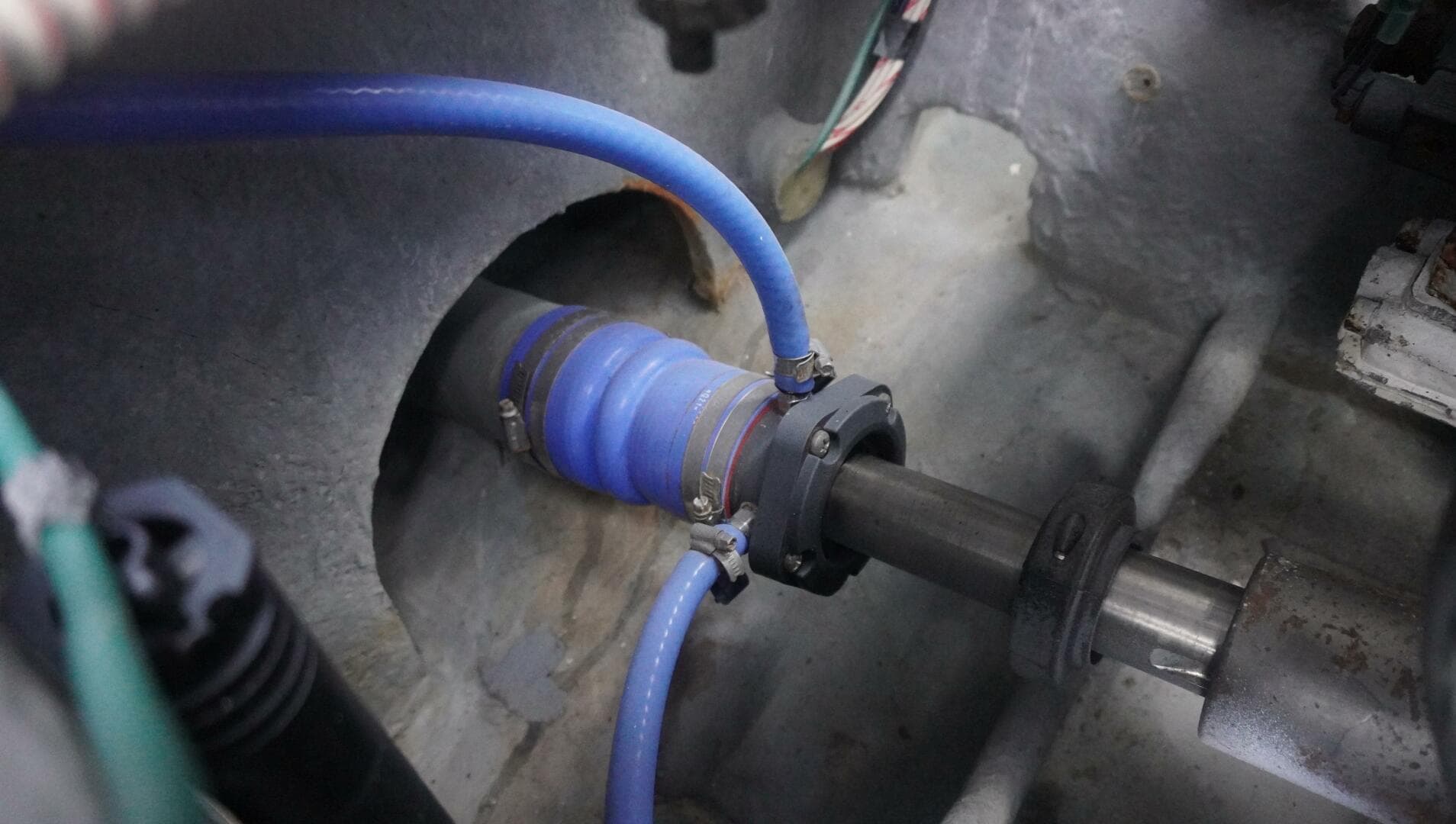 2002 Sea Ray 340 Amberjack — photo 48