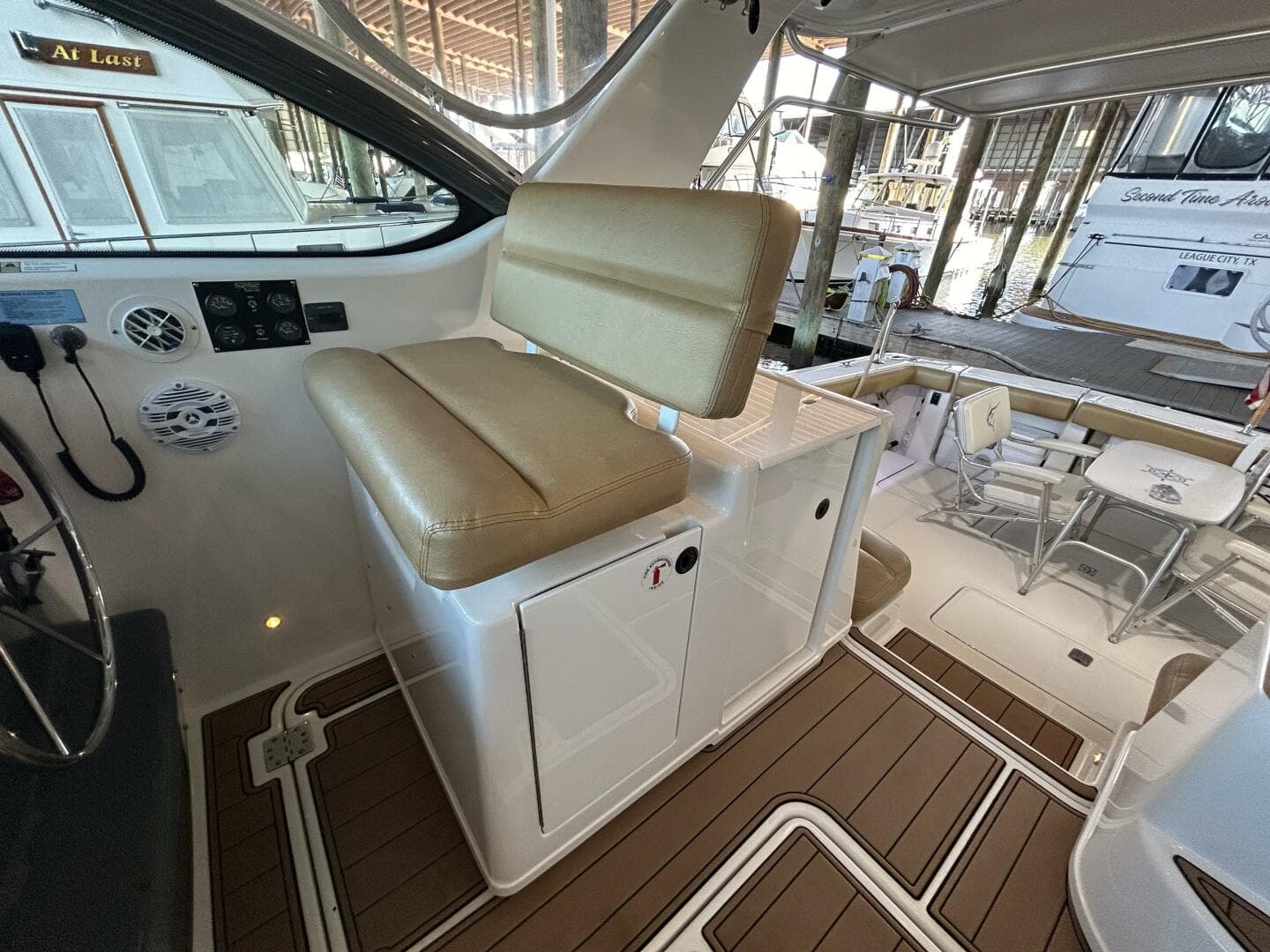 2002 Tiara Yachts 3800 Open — photo 29