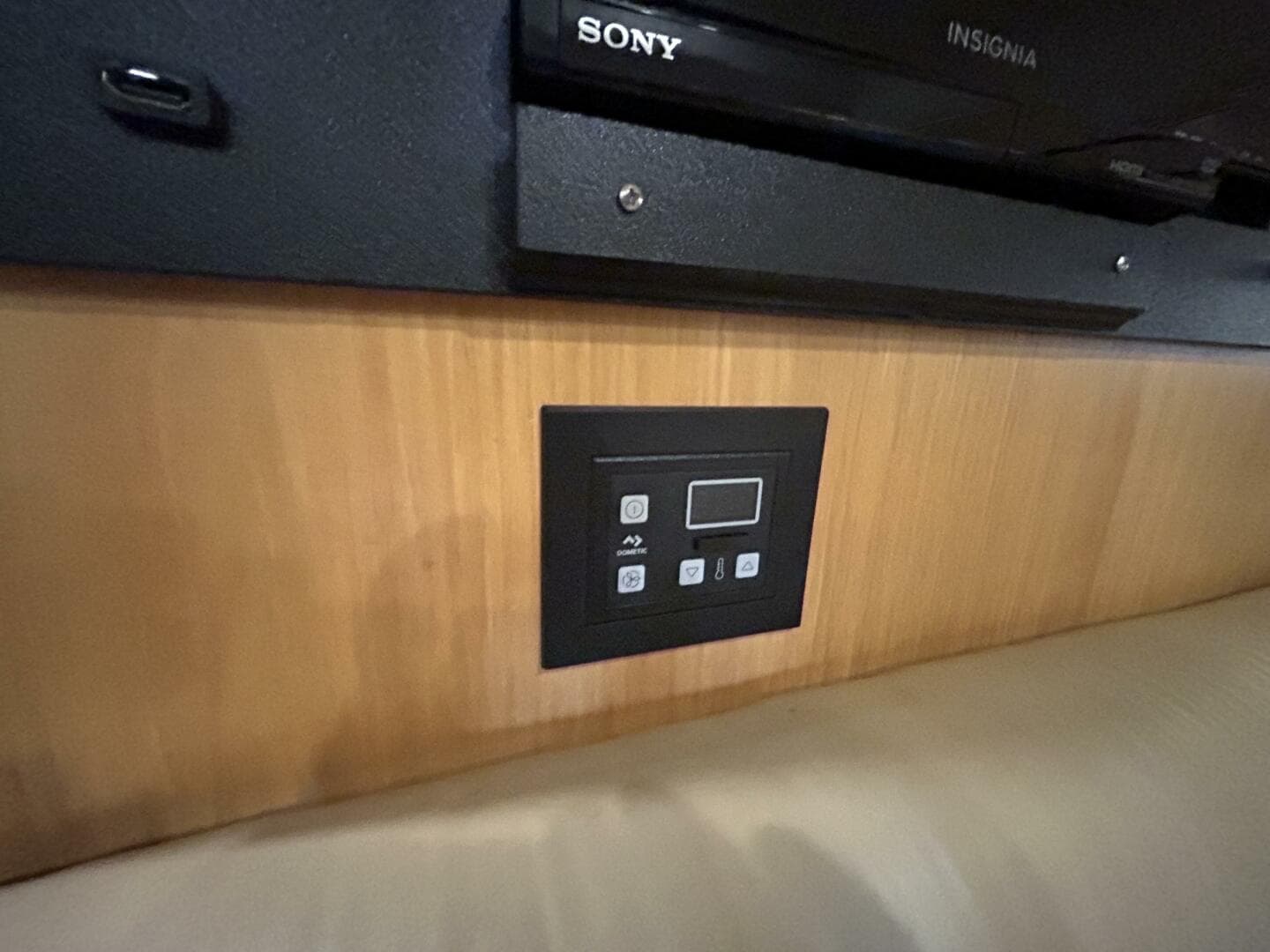 2002 Tiara Yachts 3800 Open — photo 12