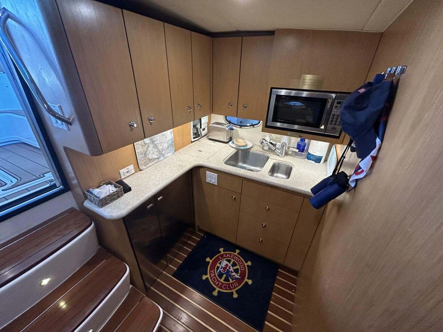 2002 Tiara Yachts 3800 Open — photo 5