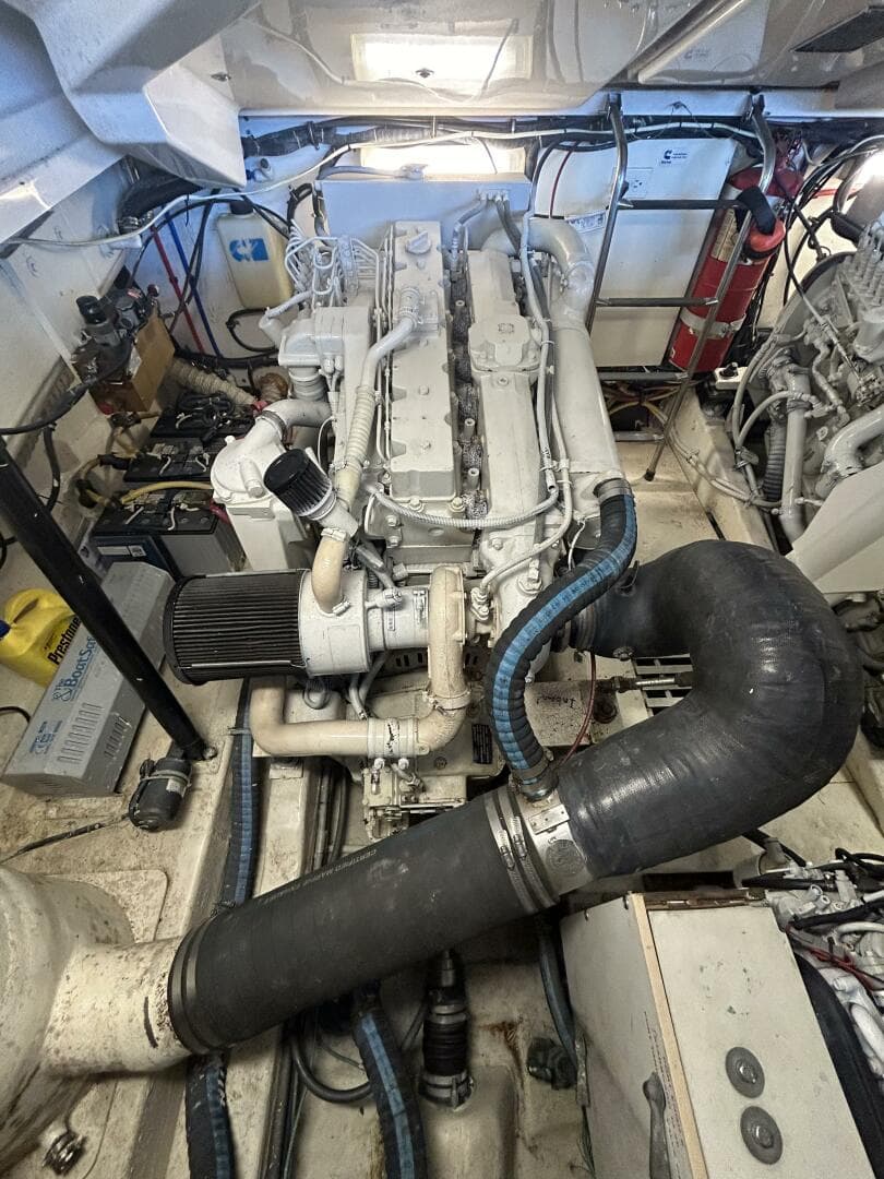 2002 Tiara Yachts 3800 Open — photo 48