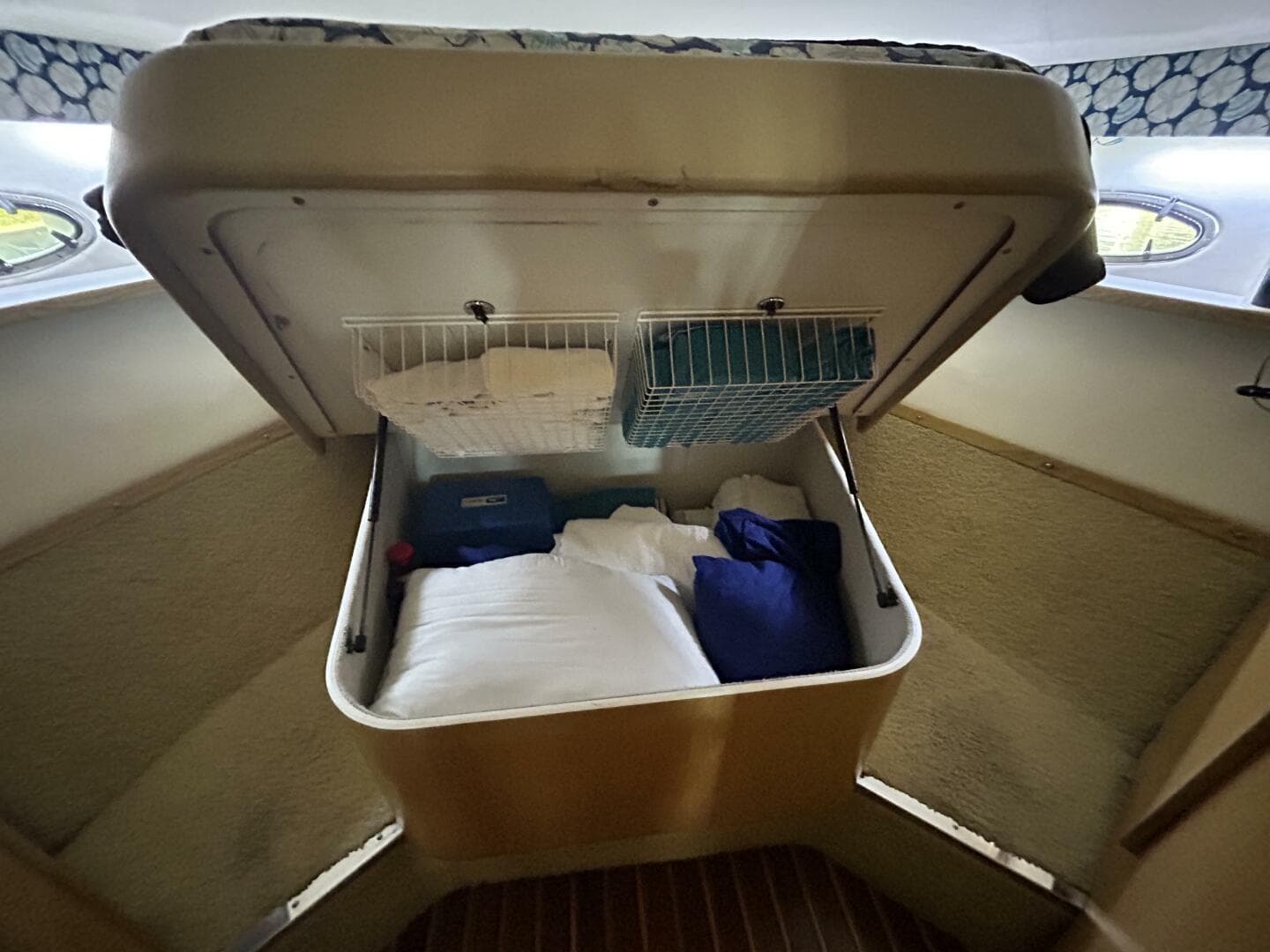 2002 Tiara Yachts 3800 Open — photo 21