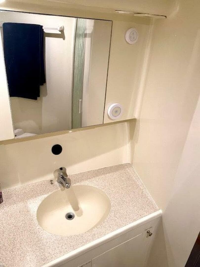 2000 Custom Carolina 56 East Bay — photo 61