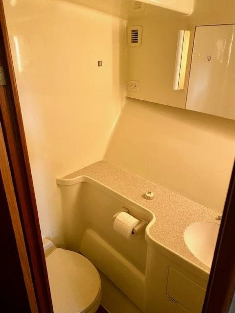 2000 Custom Carolina 56 East Bay — photo 59