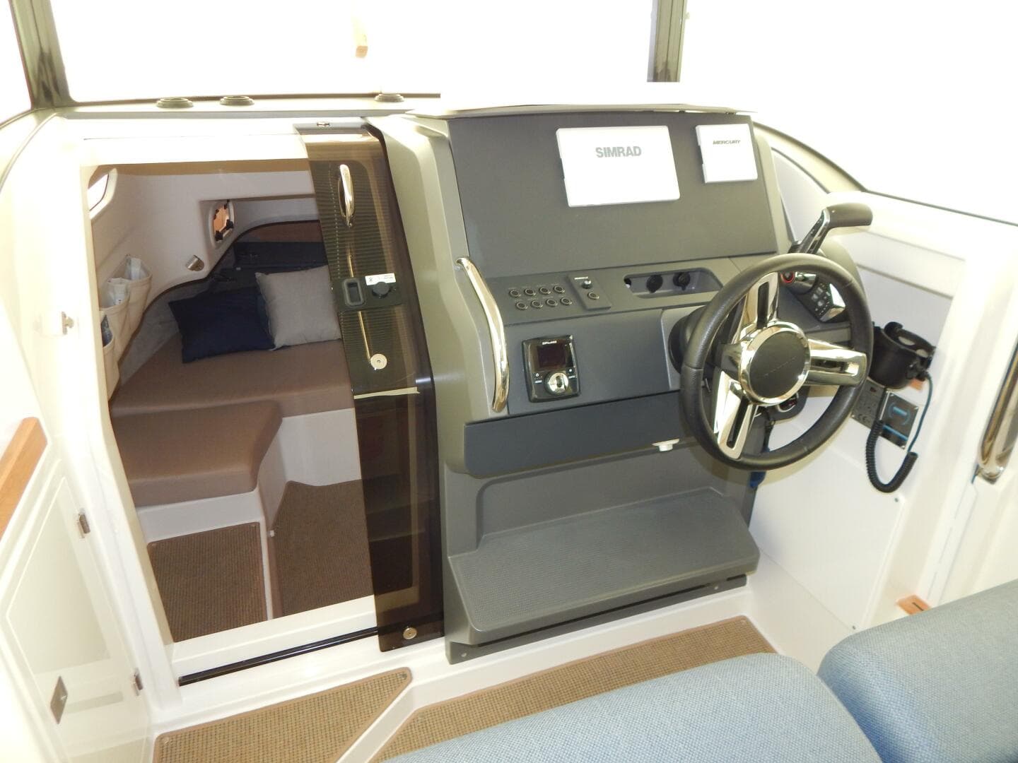 2023 Nimbus C9 — photo 6