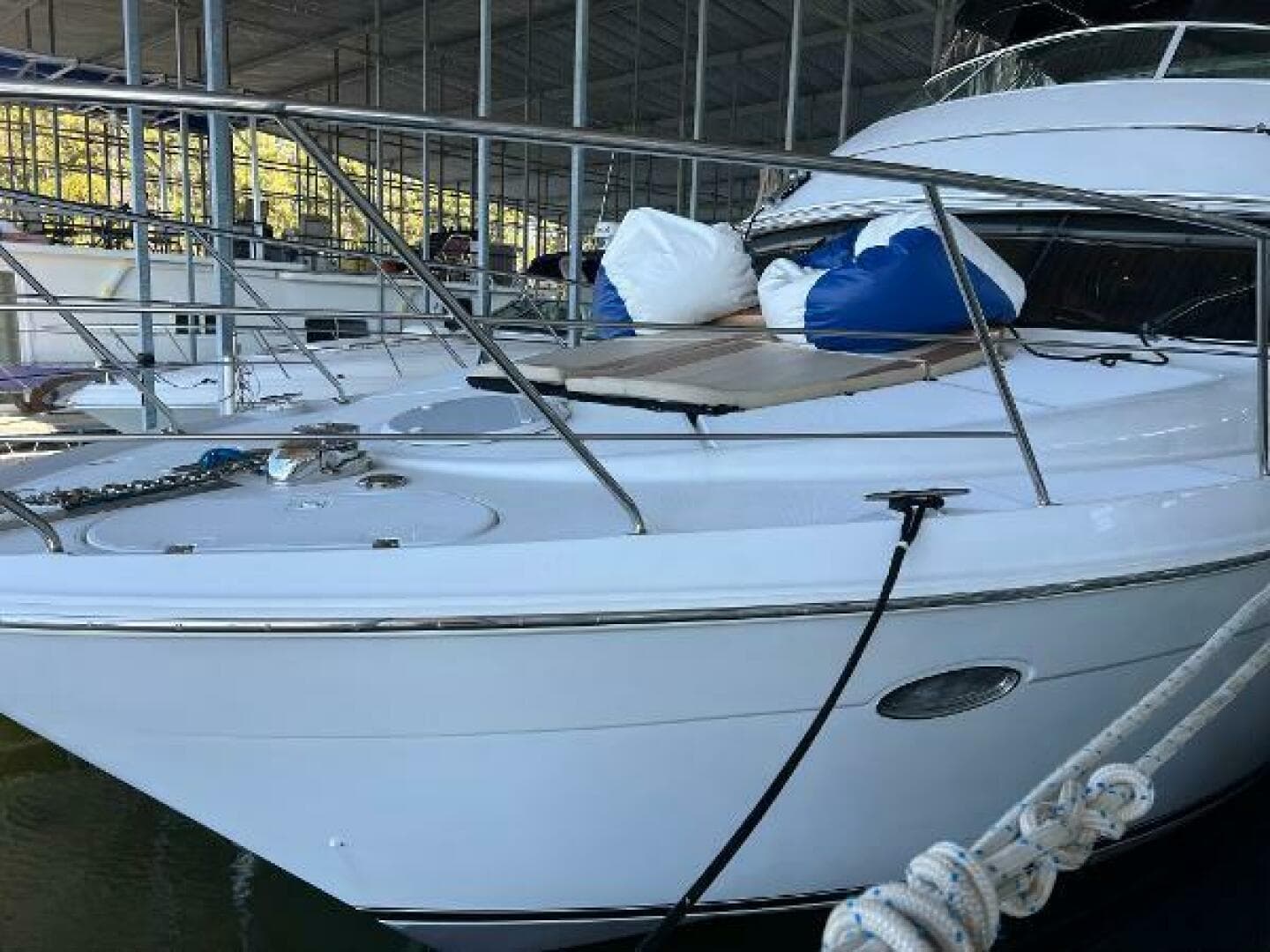 2001 Carver 450 Voyager Pilothouse — photo 5