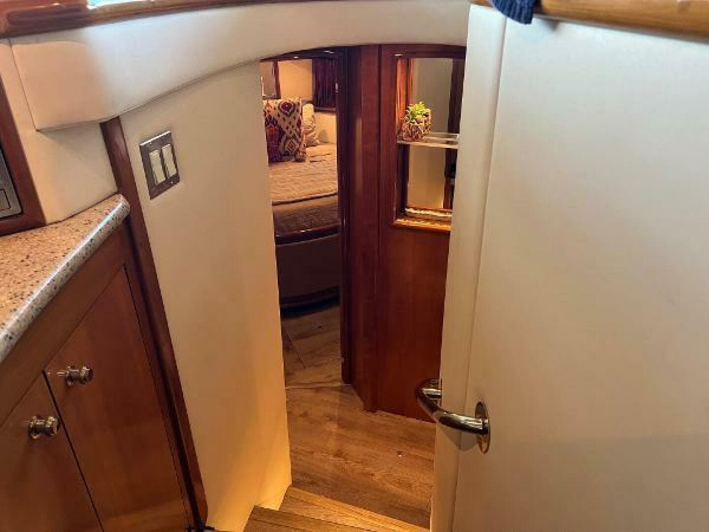 2001 Carver 450 Voyager Pilothouse — photo 65