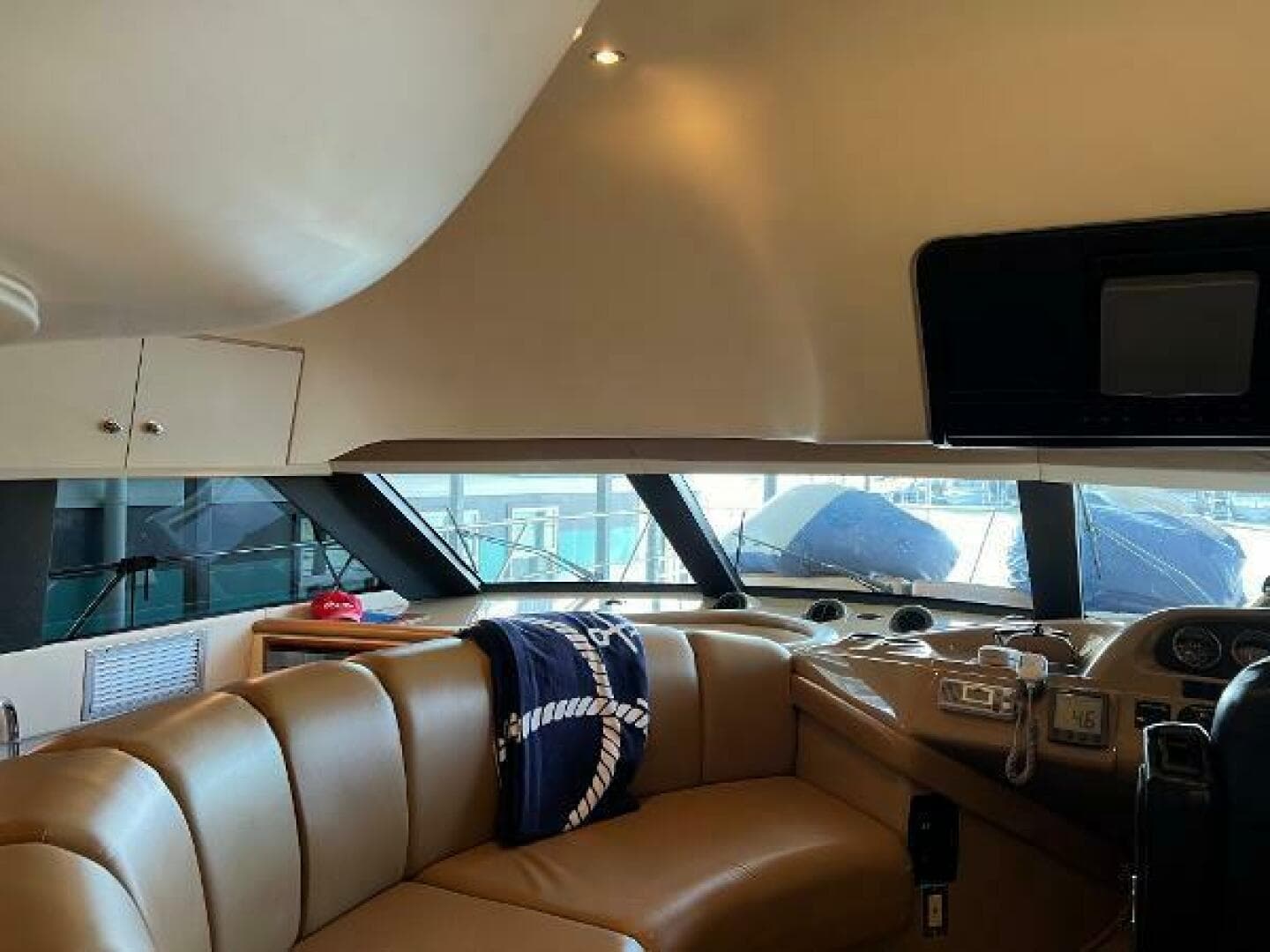 2001 Carver 450 Voyager Pilothouse — photo 75