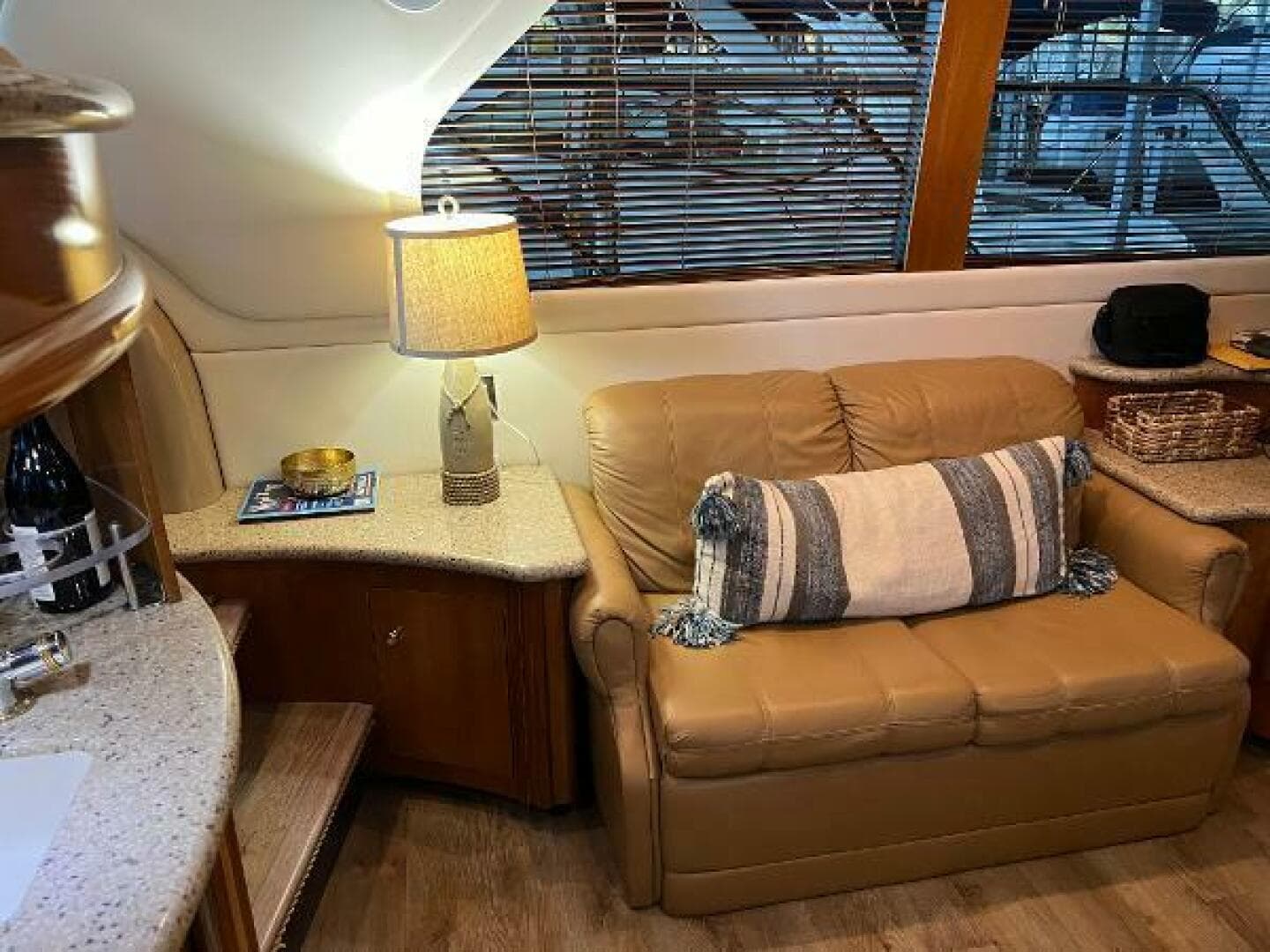 2001 Carver 450 Voyager Pilothouse — photo 70