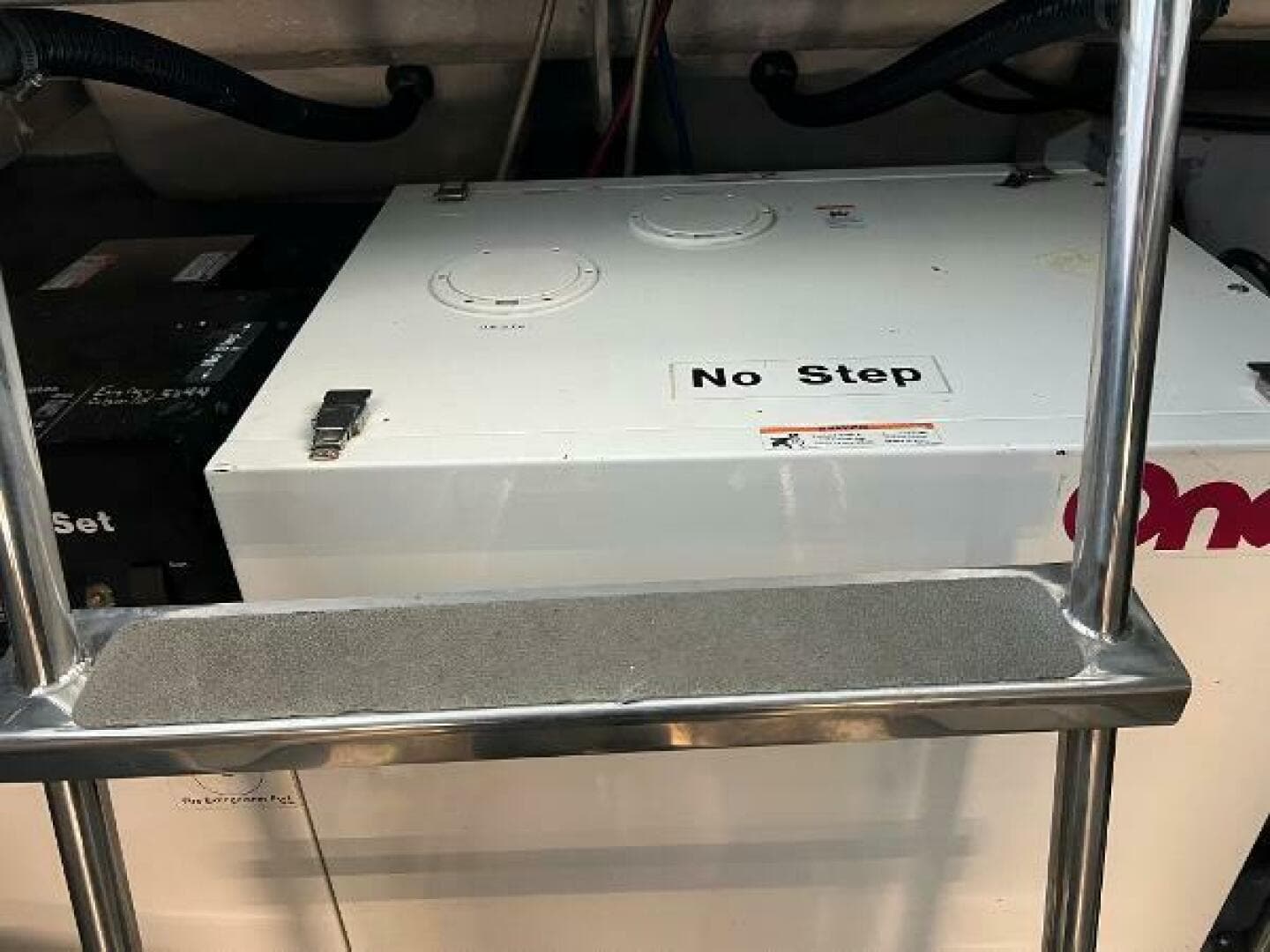 2001 Carver 450 Voyager Pilothouse — photo 44