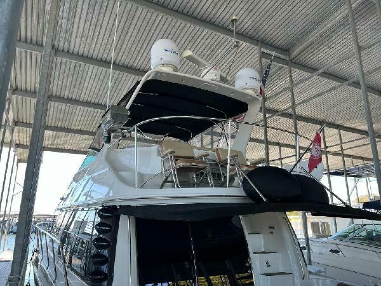 2001 Carver 450 Voyager Pilothouse — photo 13
