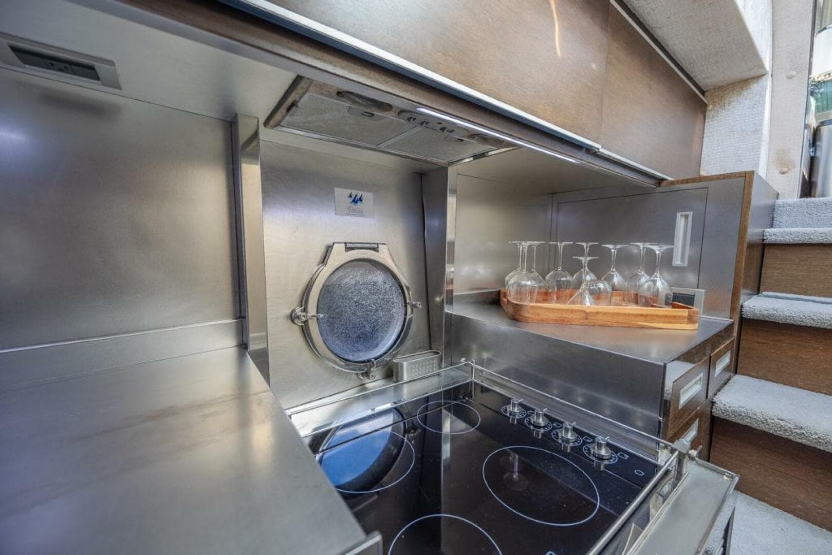 2009 Azimut 68S — photo 18