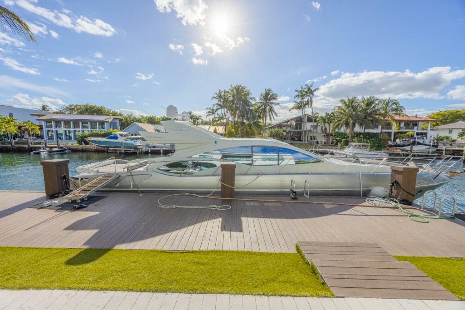 2009 Azimut 68S — photo 2