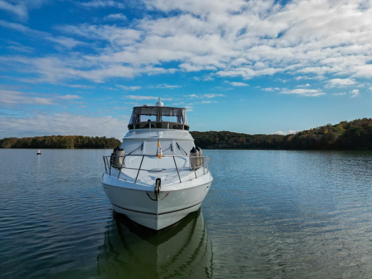 2002 Cruisers Yachts 5000 Sedan Sport — photo 5