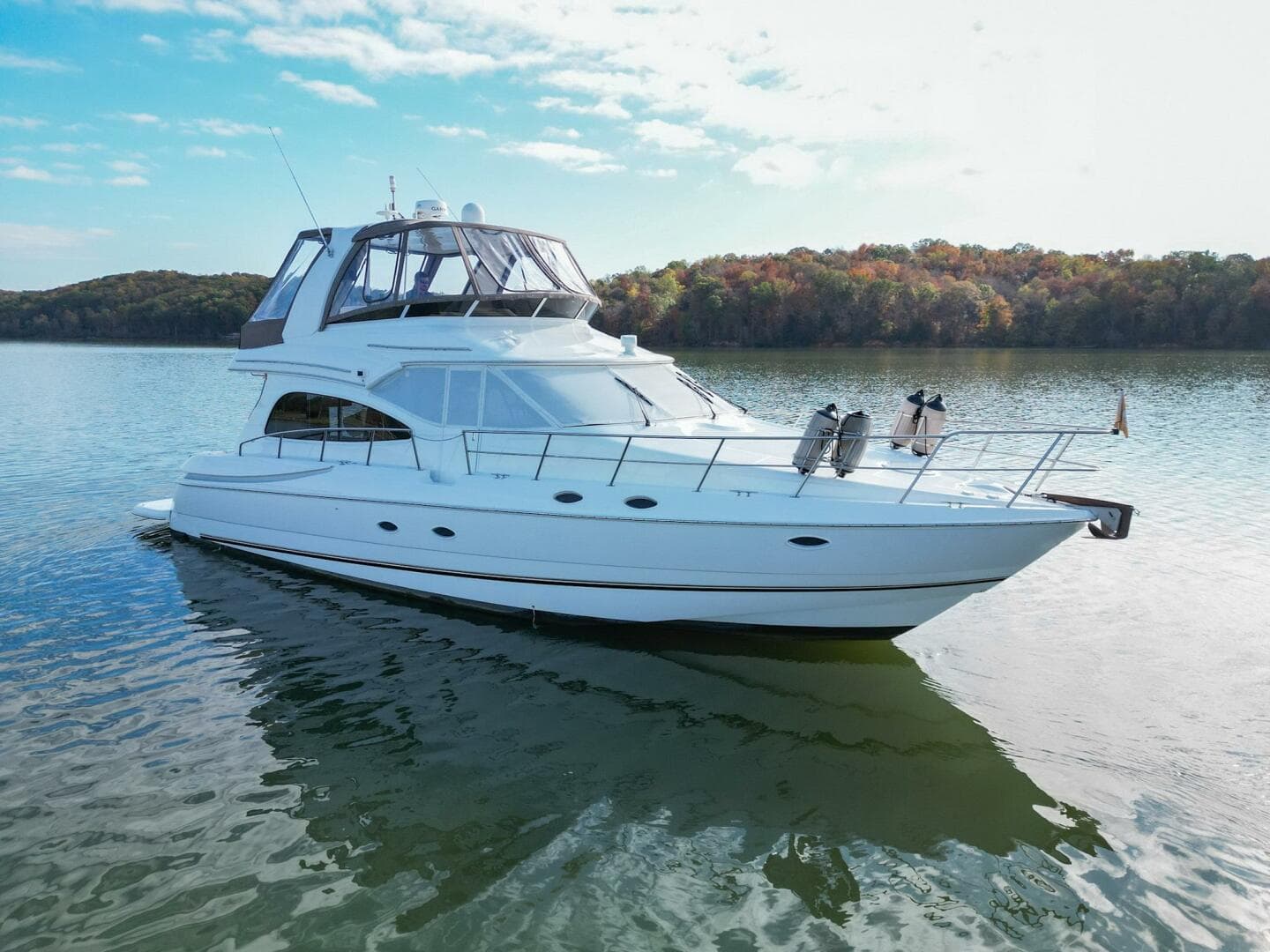 2002 Cruisers Yachts 5000 Sedan Sport — photo 6