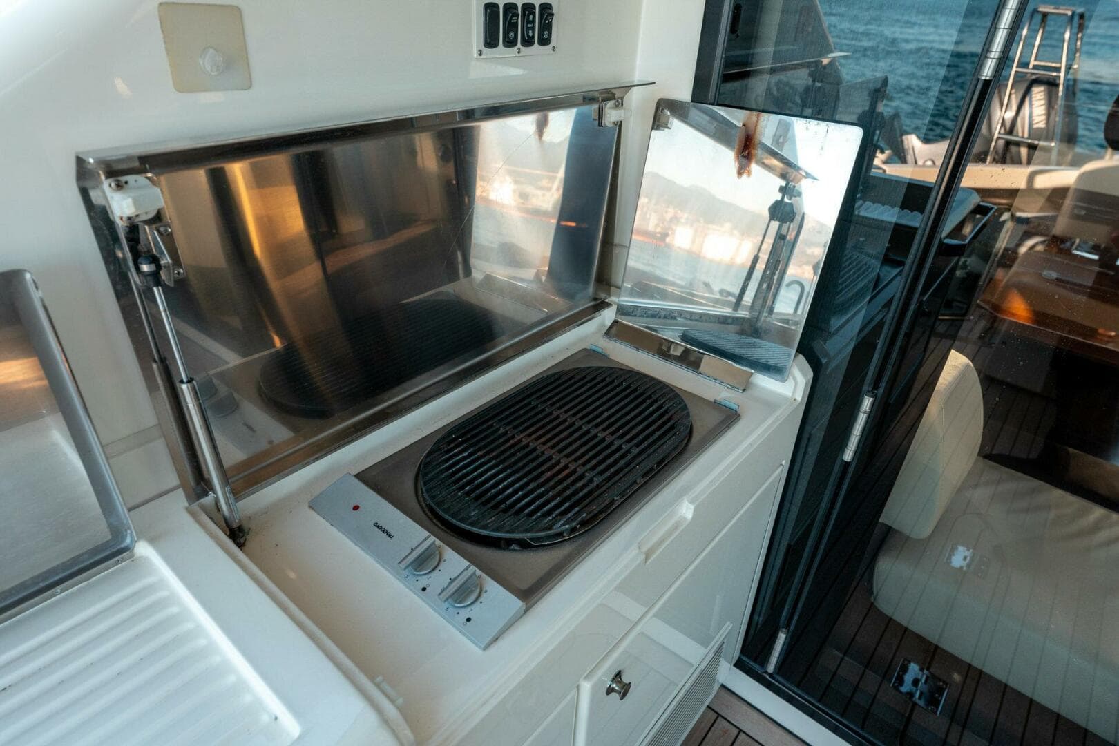 2009 Marquis — photo 68