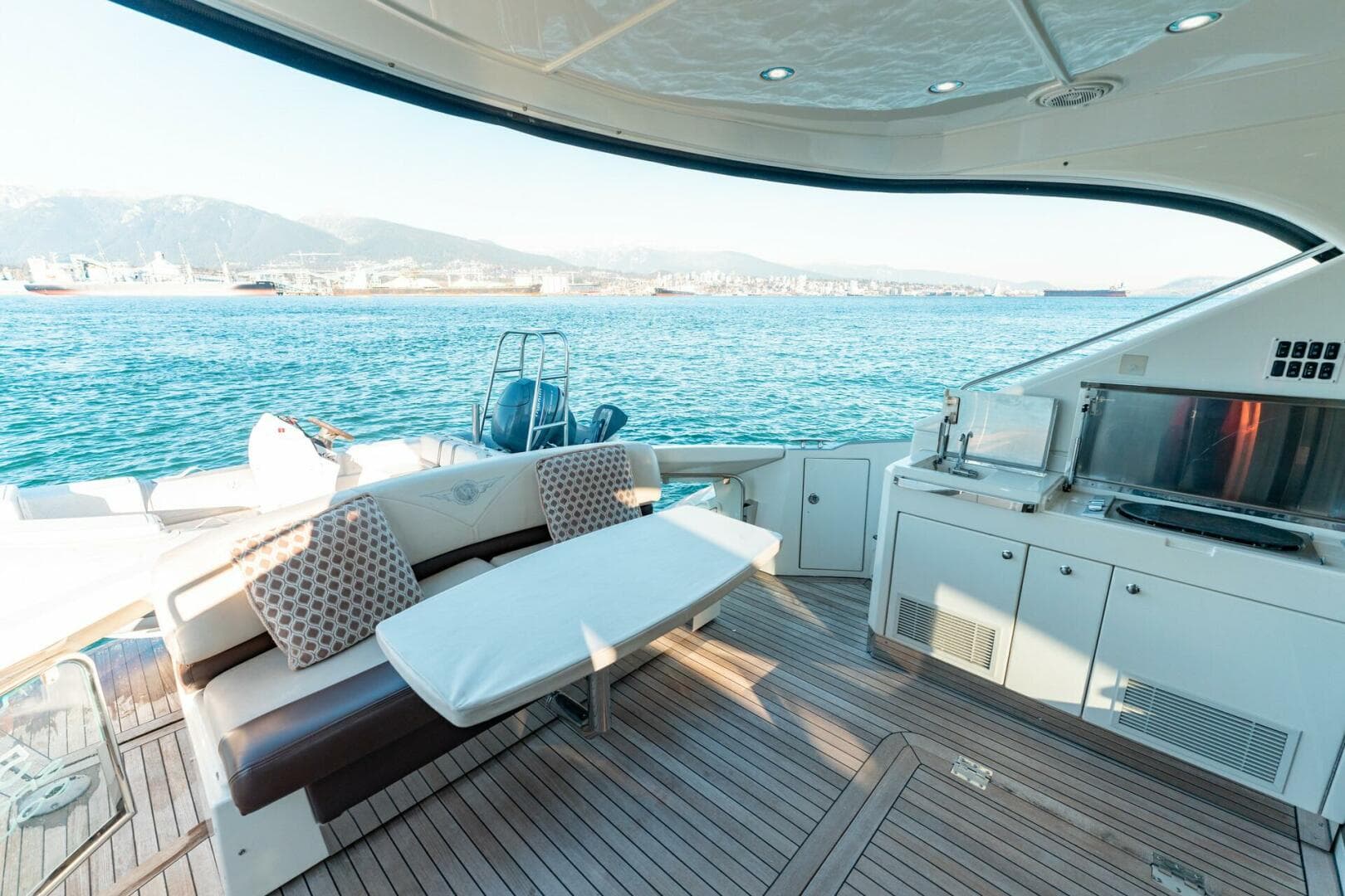 2009 Marquis — photo 51