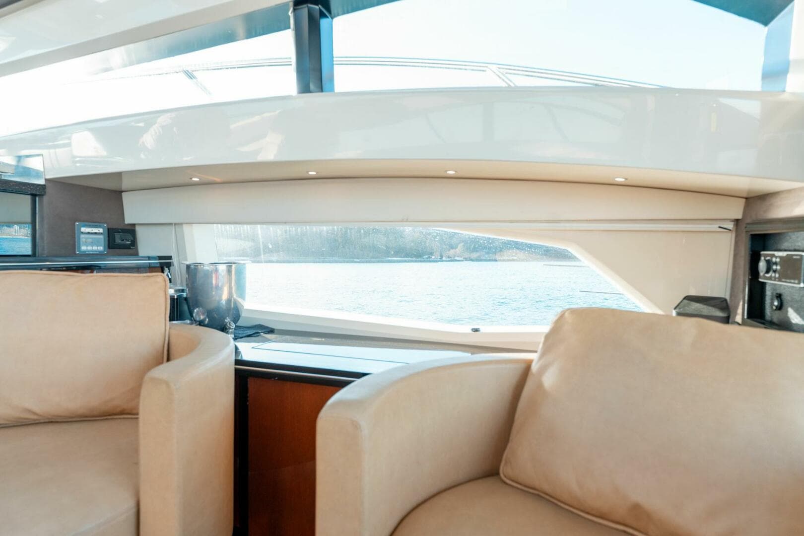 2009 Marquis — photo 50