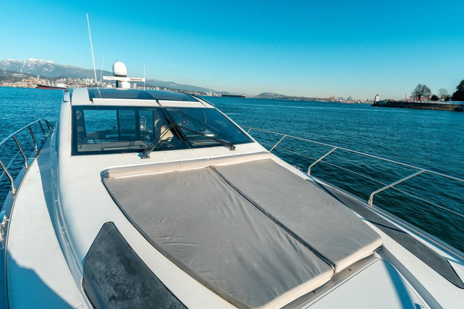 2009 Marquis — photo 65