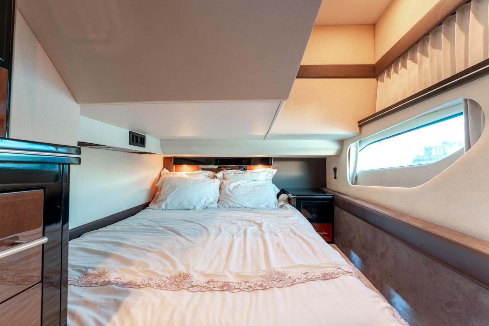 2009 Marquis — photo 81