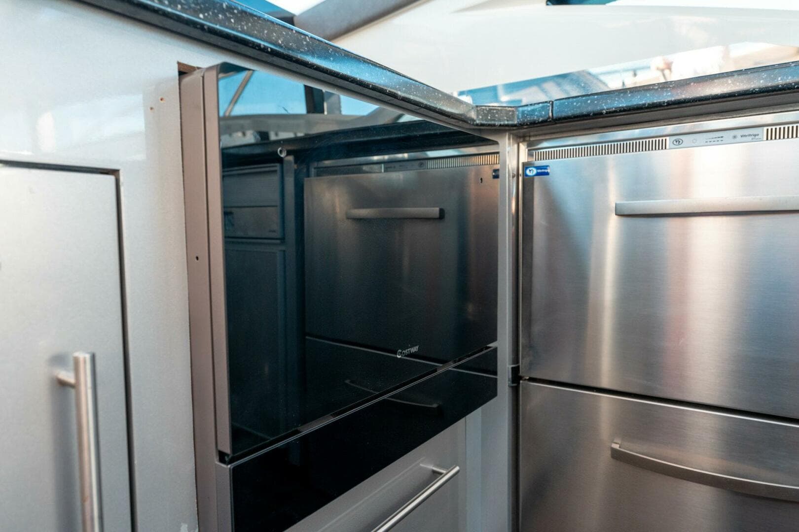 2009 Marquis — photo 46