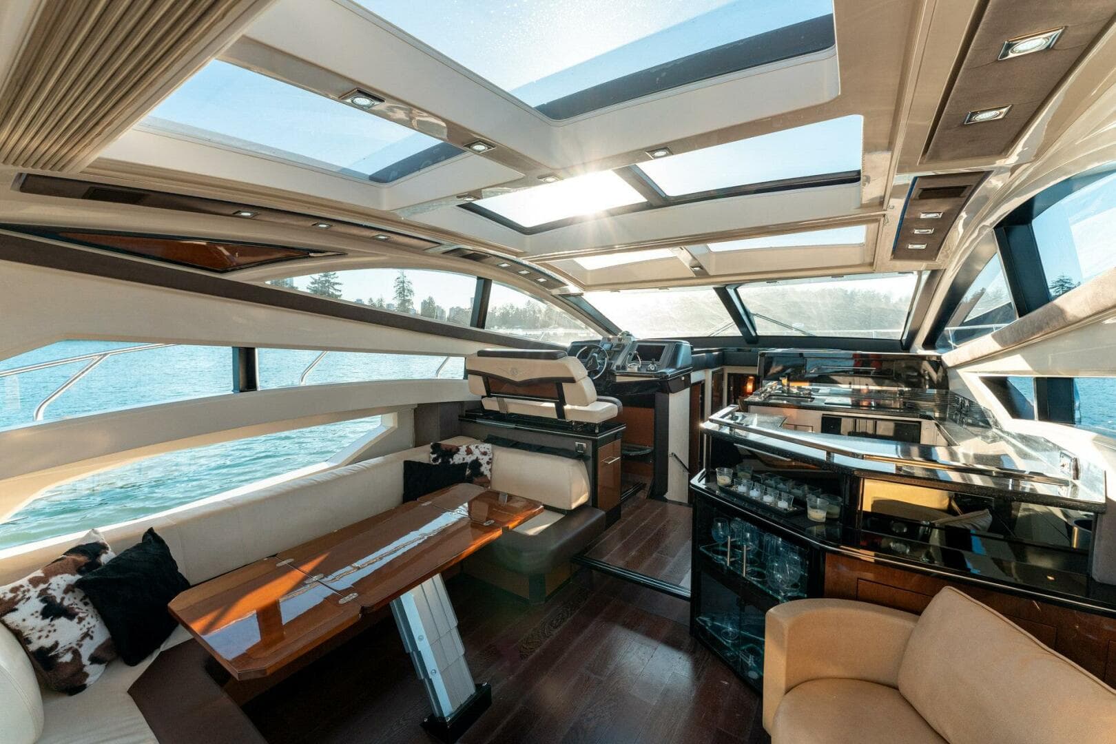 2009 Marquis — photo 70