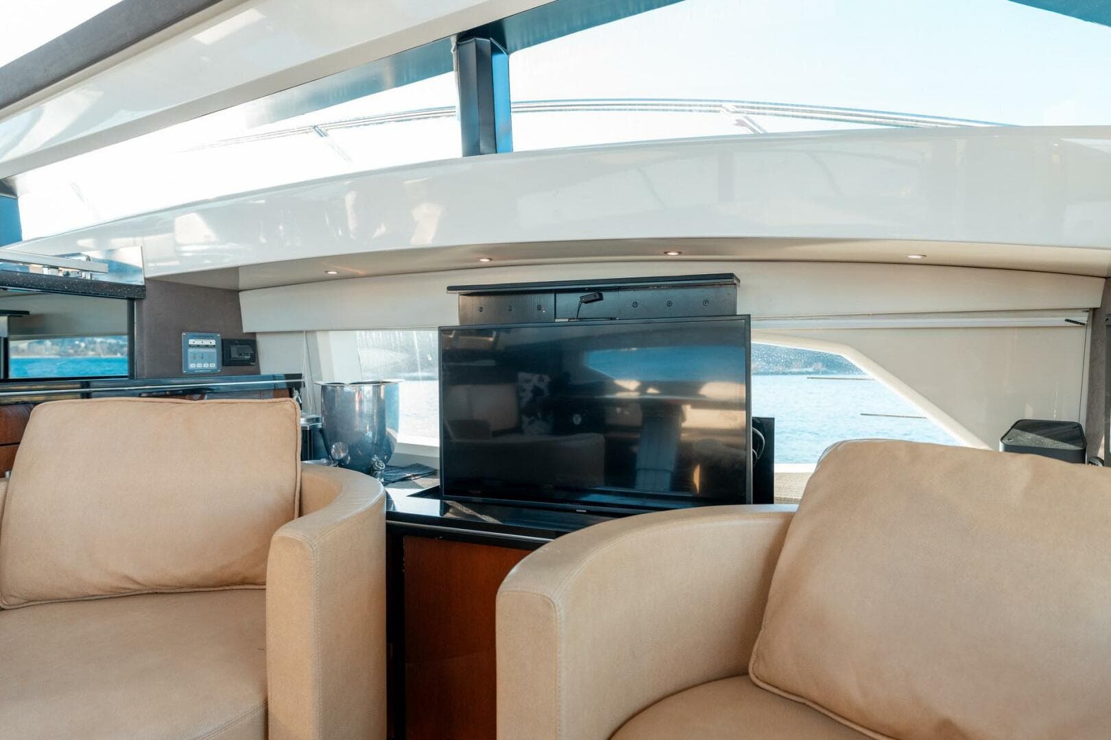 2009 Marquis — photo 49