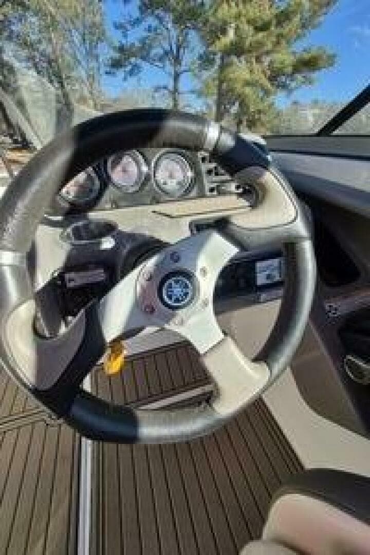 2011 Yamaha Boats 242 Limited S — photo 56