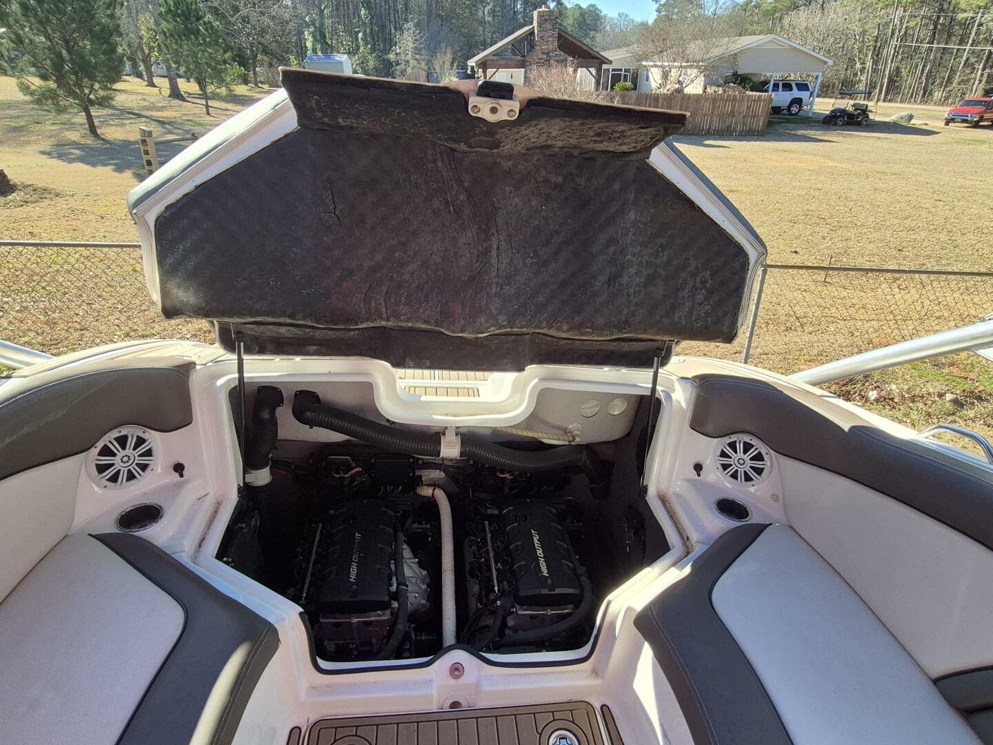 2011 Yamaha Boats 242 Limited S — photo 22