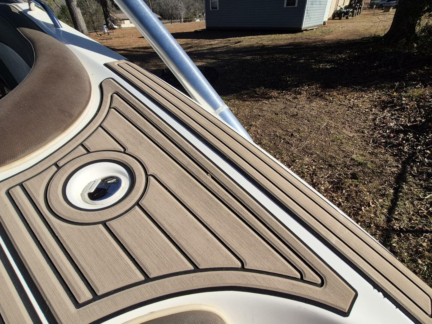 2011 Yamaha Boats 242 Limited S — photo 31