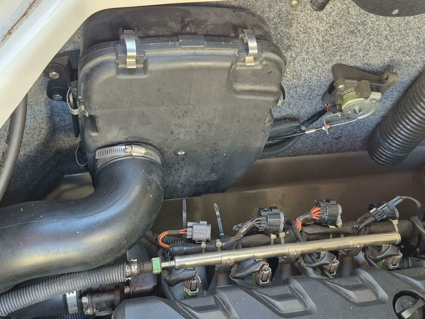 2011 Yamaha Boats 242 Limited S — photo 20