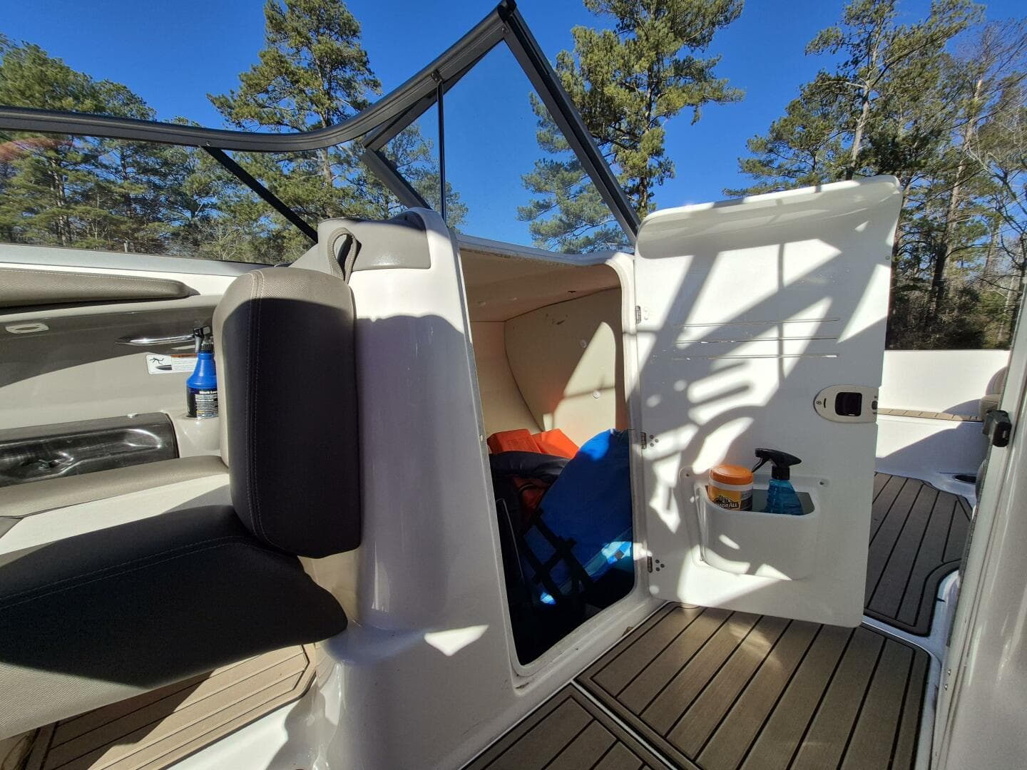 2011 Yamaha Boats 242 Limited S — photo 6