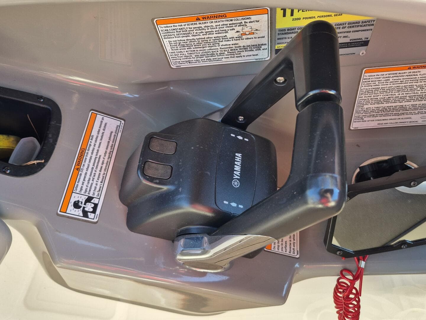 2011 Yamaha Boats 242 Limited S — photo 18