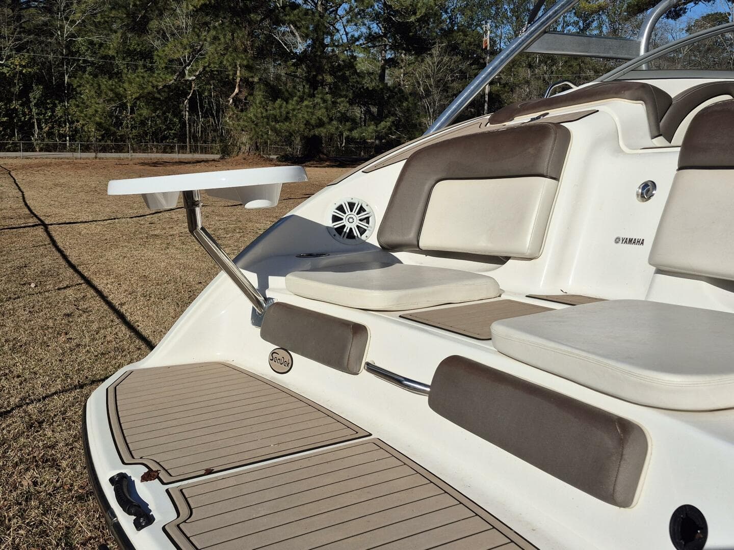 2011 Yamaha Boats 242 Limited S — photo 32