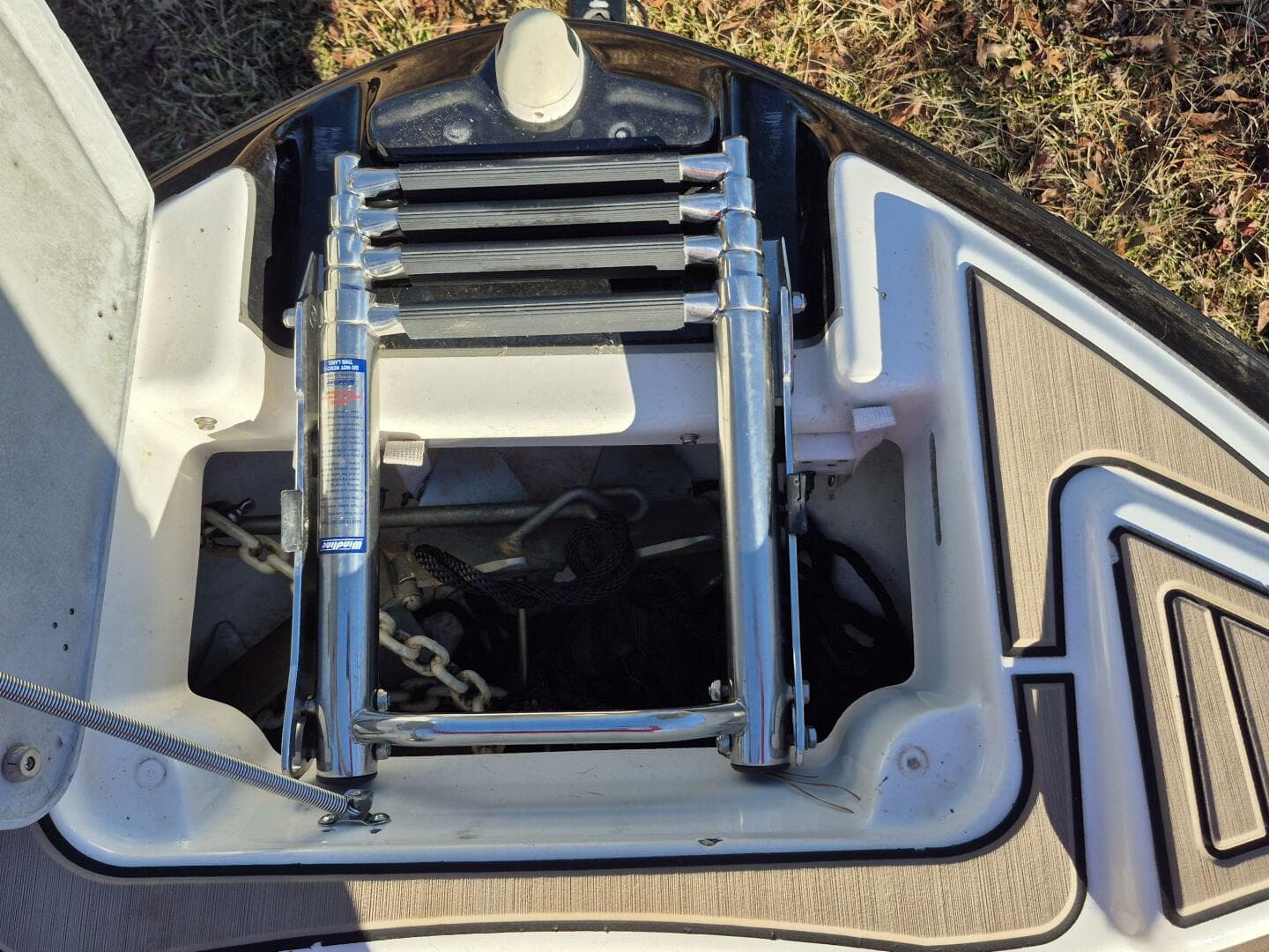 2011 Yamaha Boats 242 Limited S — photo 19