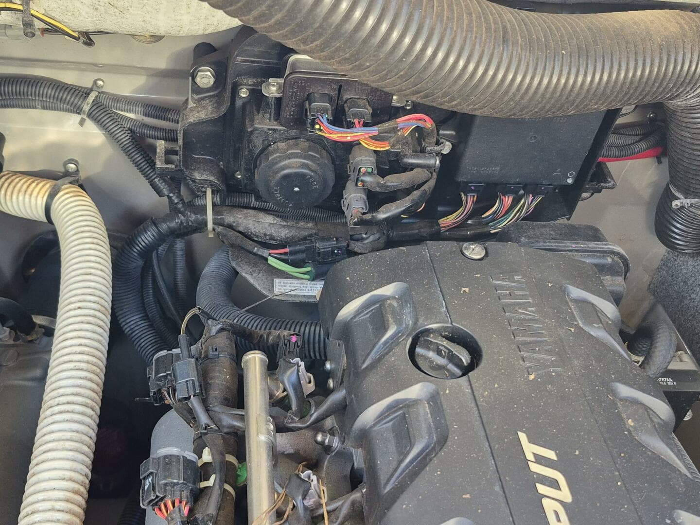 2011 Yamaha Boats 242 Limited S — photo 51