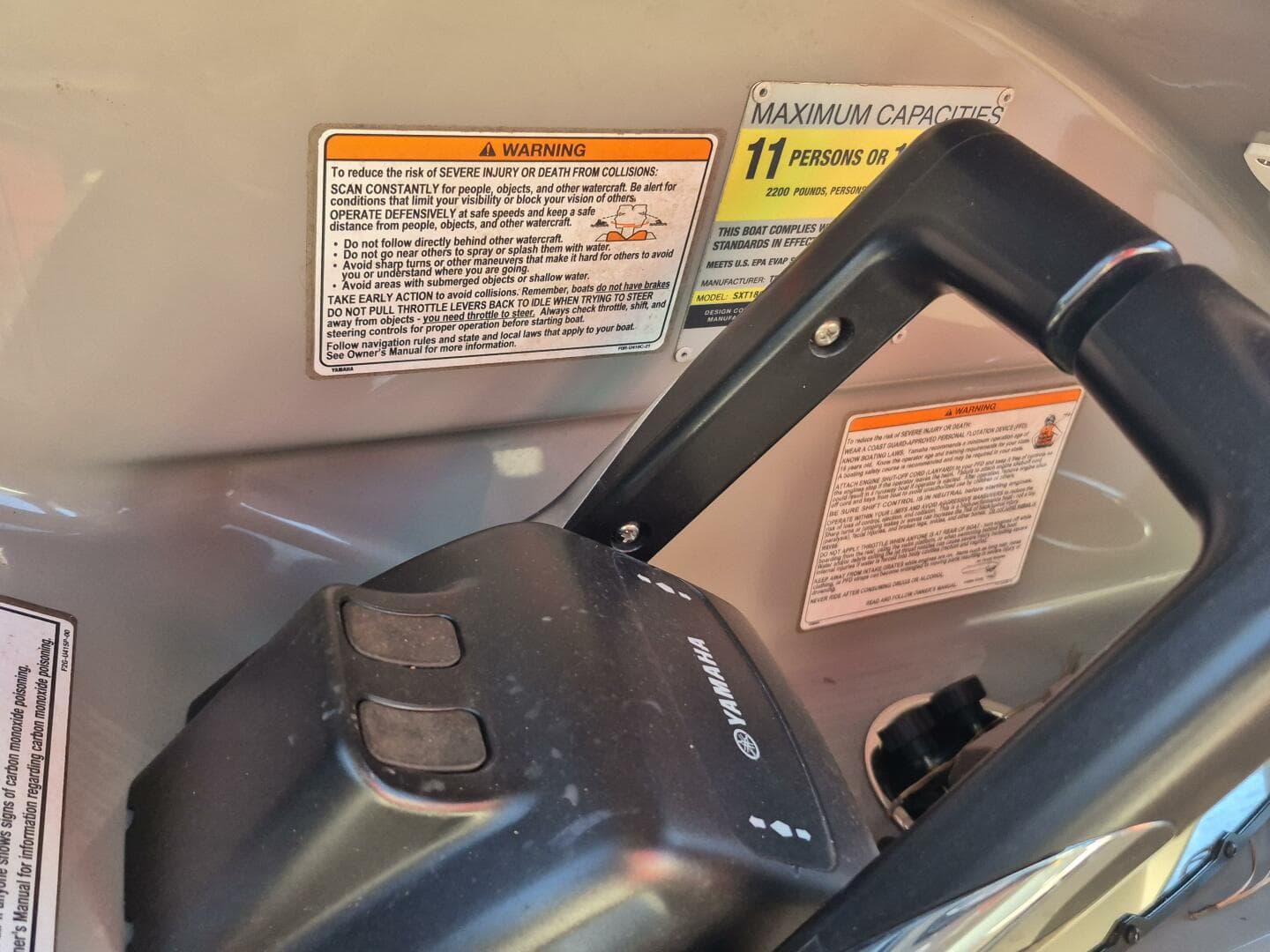 2011 Yamaha Boats 242 Limited S — photo 26