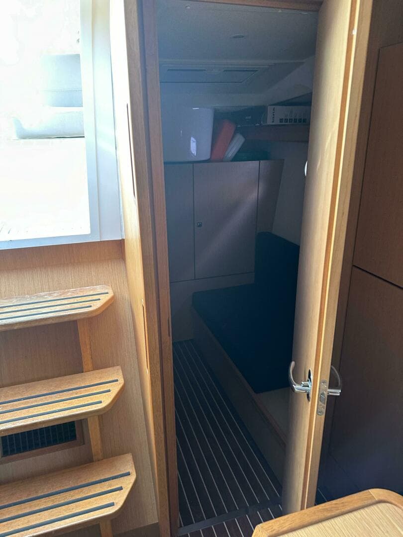 2013 Bavaria Sport 35 — photo 17