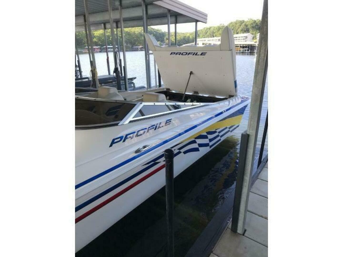2002 Profile 33V — photo 5
