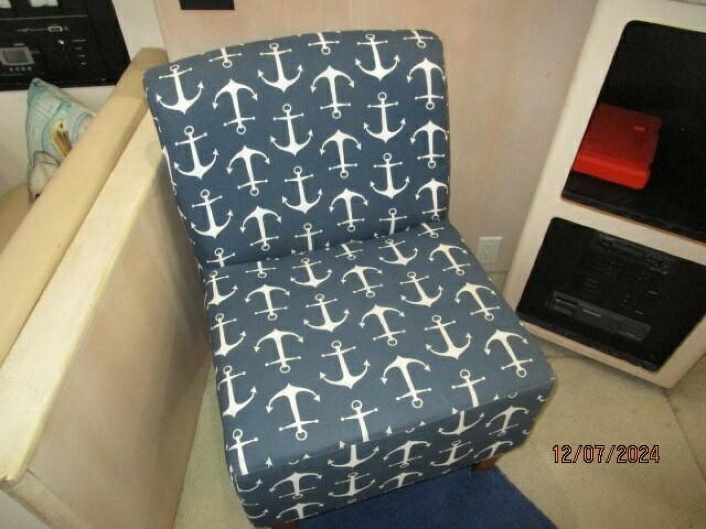 1999 Carver 40 Cockpit — photo 41