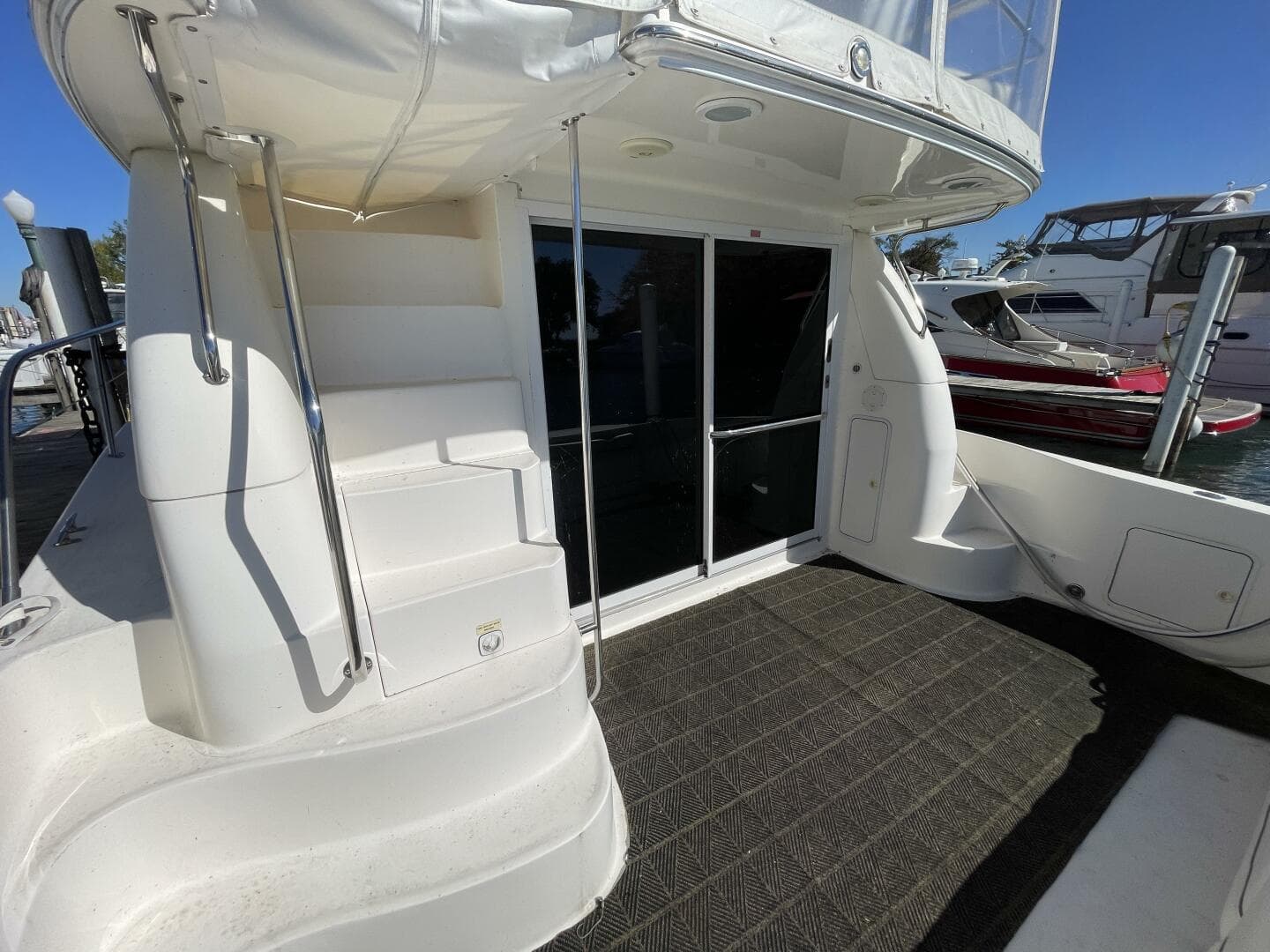 1998 Sea Ray 480 Sedan Bridge — photo 5