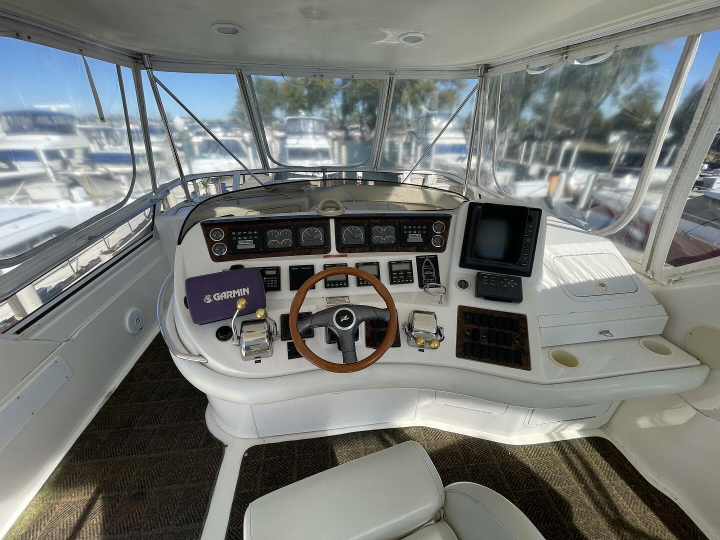 1998 Sea Ray 480 Sedan Bridge — photo 14