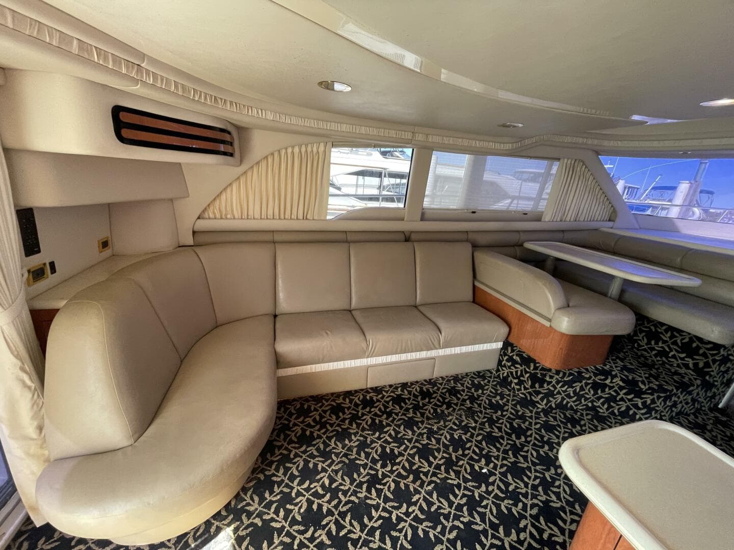 1998 Sea Ray 480 Sedan Bridge — photo 25