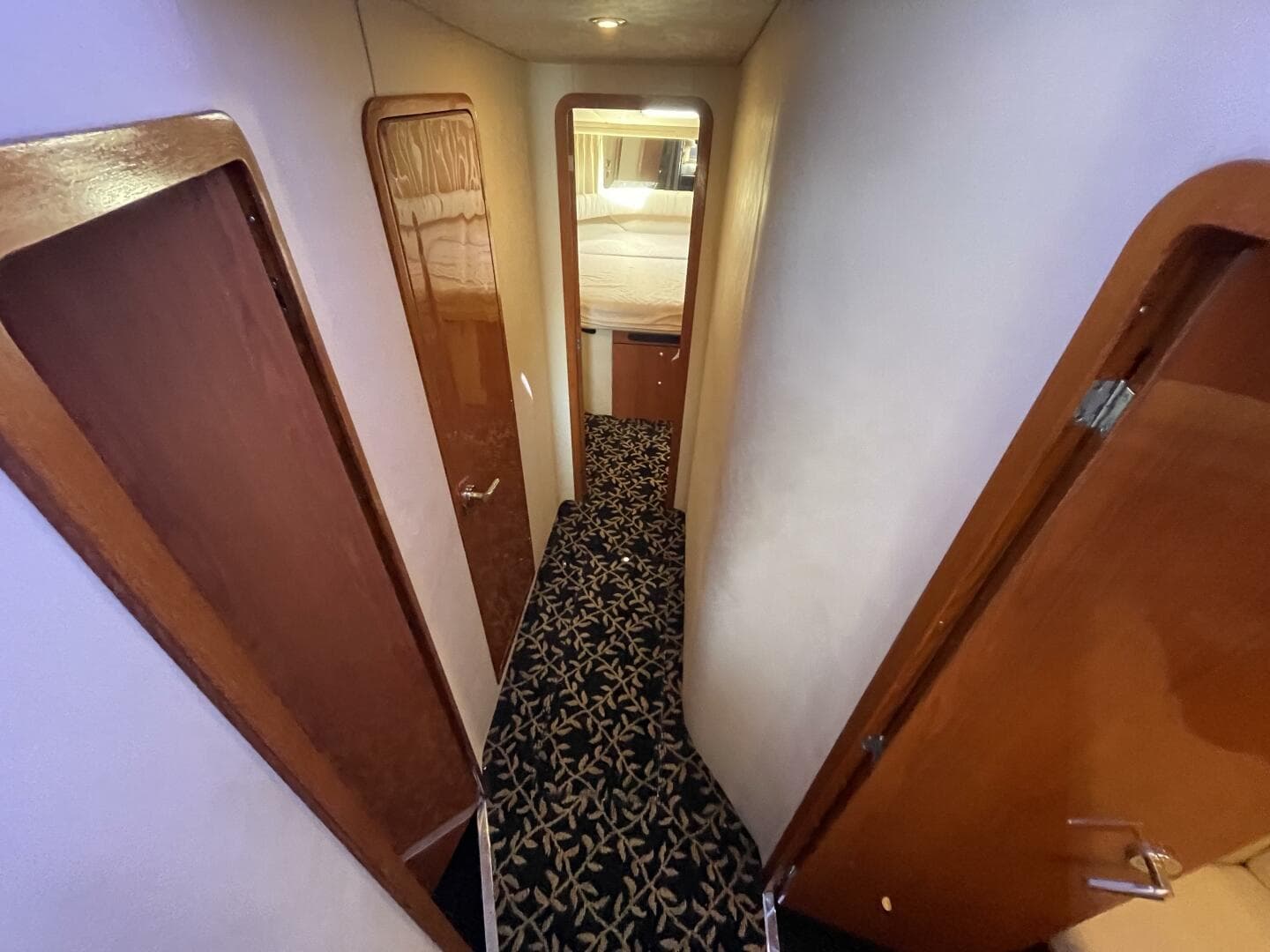 1998 Sea Ray 480 Sedan Bridge — photo 33